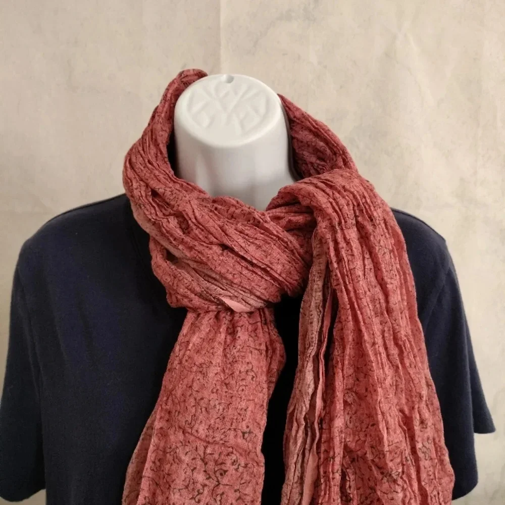 Signals Crinkled Scarf in Rose Black Fray hem black Floral Pattern rectangle
